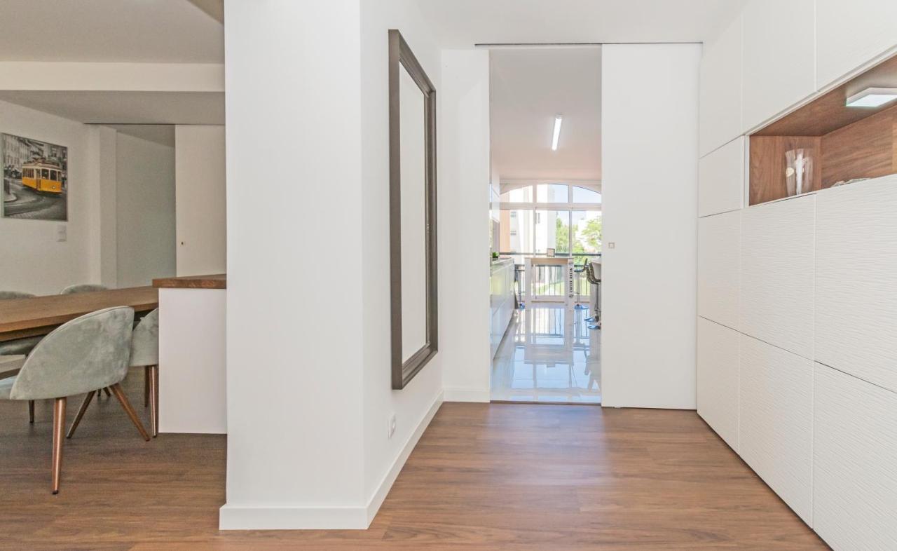 Houze_Lovely Flat With Swimming Pool! Κασκαΐς Εξωτερικό φωτογραφία