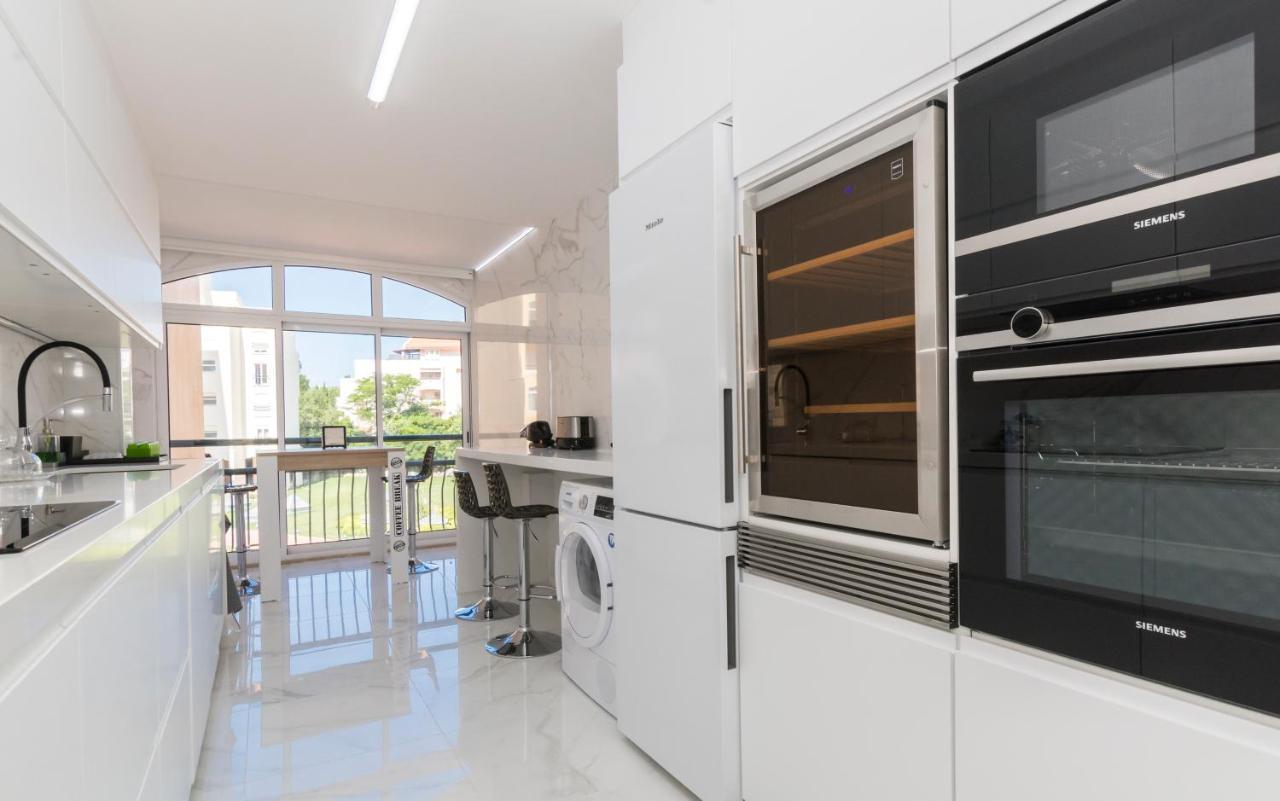 Houze_Lovely Flat With Swimming Pool! Κασκαΐς Εξωτερικό φωτογραφία