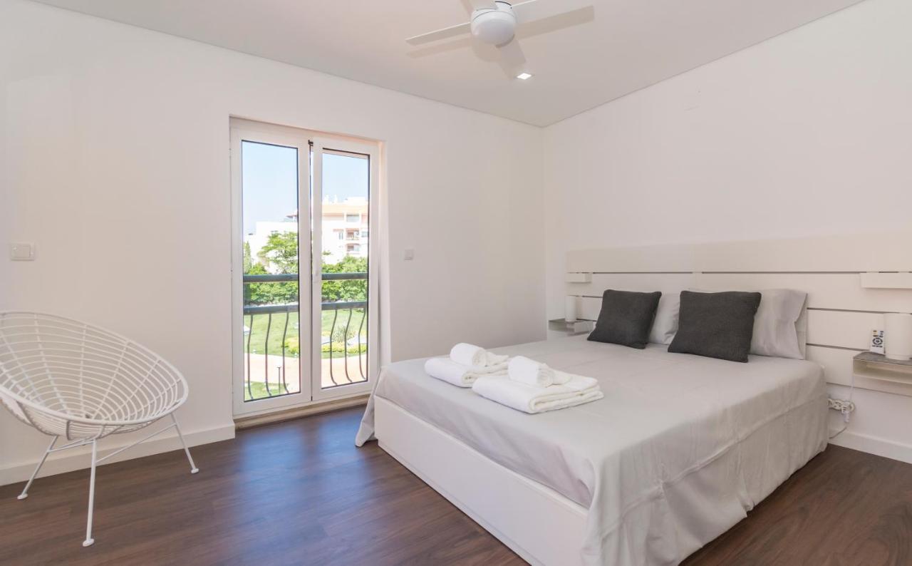 Houze_Lovely Flat With Swimming Pool! Κασκαΐς Εξωτερικό φωτογραφία