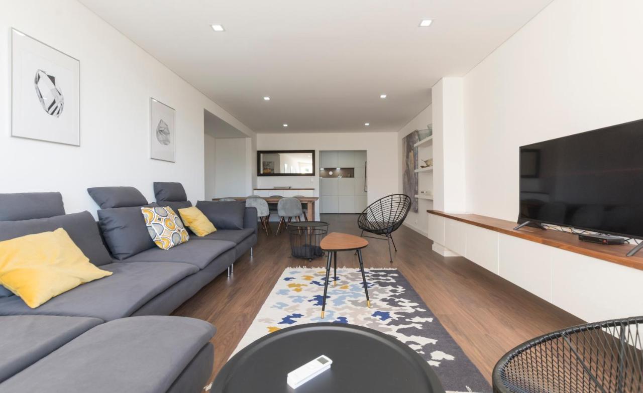 Houze_Lovely Flat With Swimming Pool! Κασκαΐς Εξωτερικό φωτογραφία