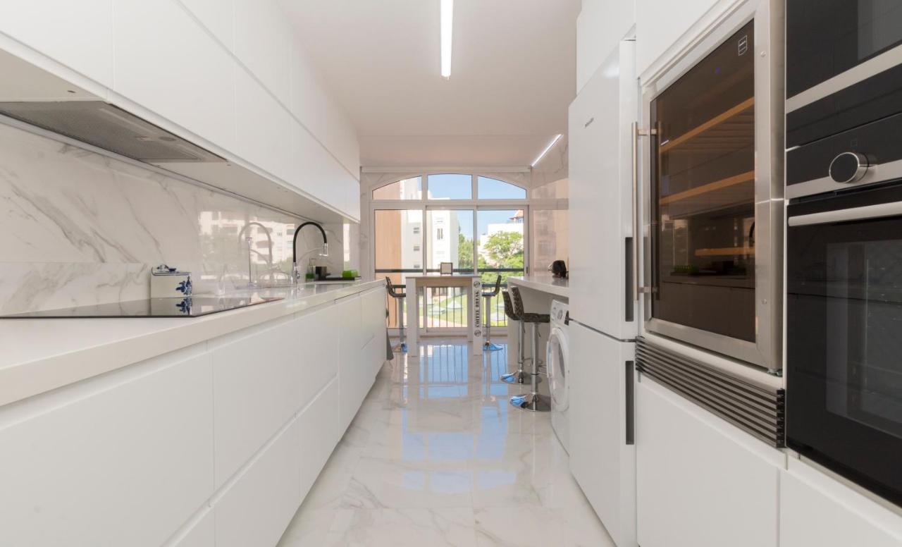 Houze_Lovely Flat With Swimming Pool! Κασκαΐς Εξωτερικό φωτογραφία