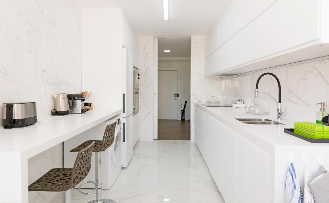Houze_Lovely Flat With Swimming Pool! Κασκαΐς Εξωτερικό φωτογραφία