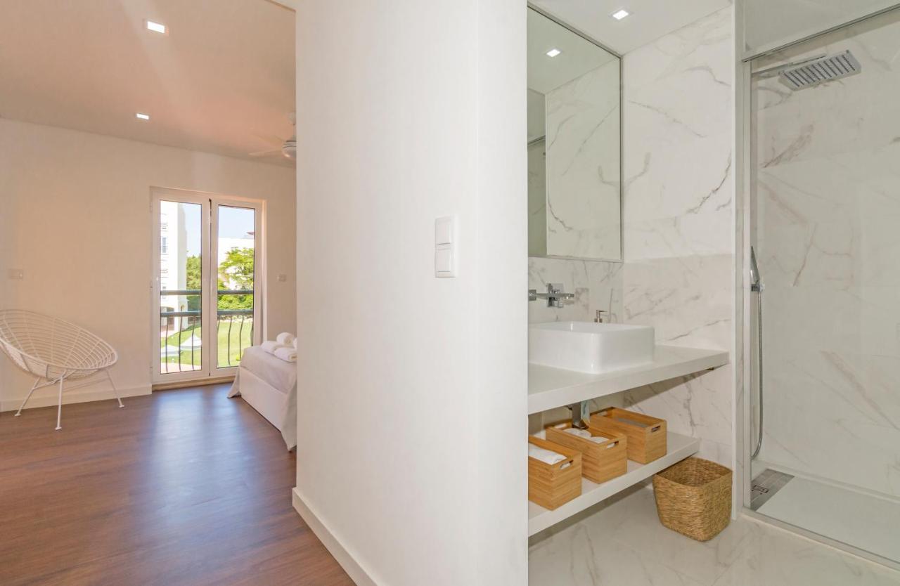 Houze_Lovely Flat With Swimming Pool! Κασκαΐς Εξωτερικό φωτογραφία
